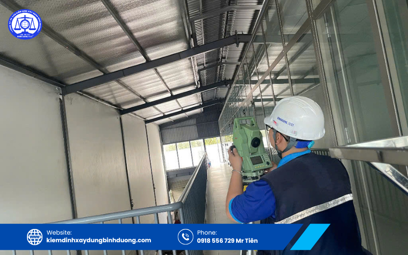 Hình ảnh: Kiểm tra kiểm tra độ ổn định khung kèo thép nhà xưởng