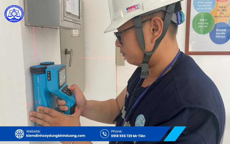 Hình ảnh: Thiết bị dò cốt thép dùng trong kiểm định công trình